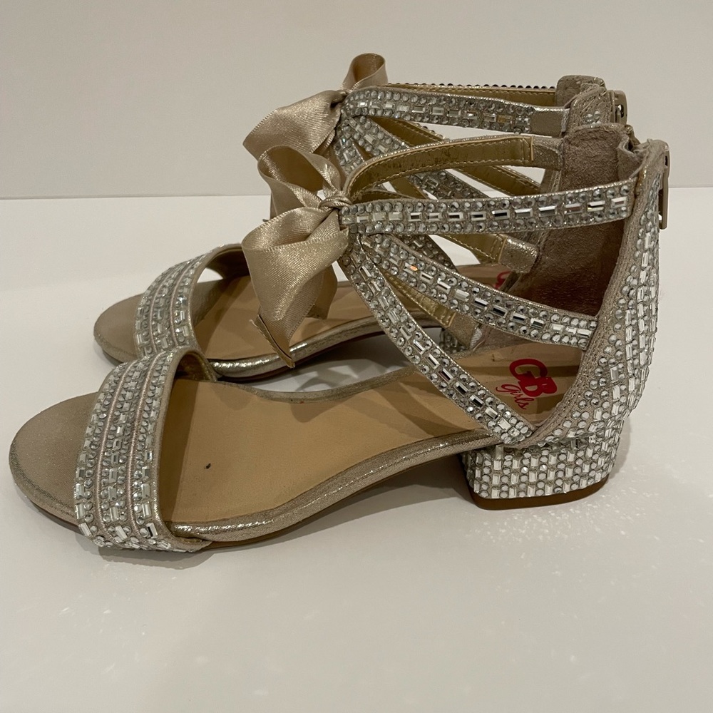 Girls Gianni Bini Girls Size 2 Dress Shoes